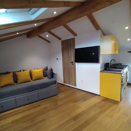 Luxury Apartment - Old Soul With A New Heart Cres Εξωτερικό φωτογραφία