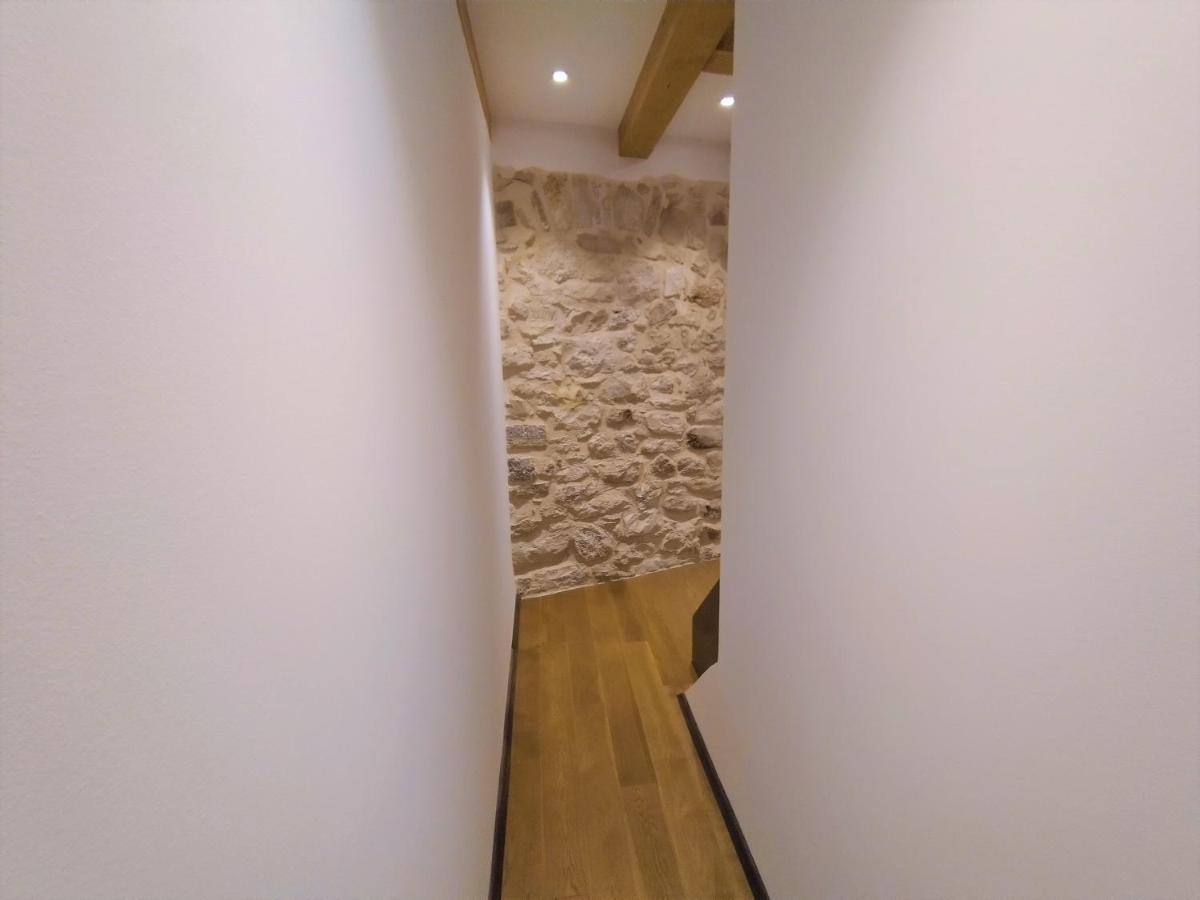 Luxury Apartment - Old Soul With A New Heart Cres Εξωτερικό φωτογραφία